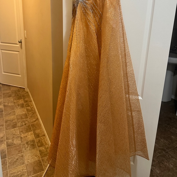 Gorgeous, gold, and orange evening gown made in Turkey - Picture 7 of 8